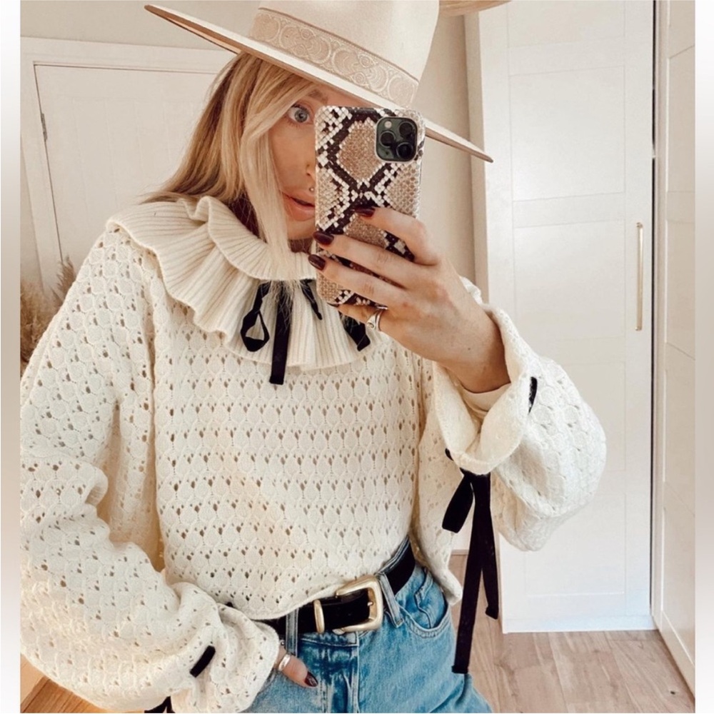 NWT ZARA Bloggers Fav Cream Alpaca Blend Ruffle Collar Bishop Sleeve Sweater M - Picture 2 of 11